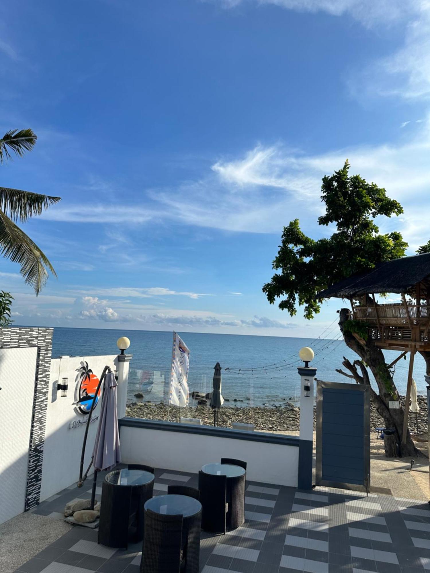 D' Beach Resort Puerto Princesa Екстер'єр фото