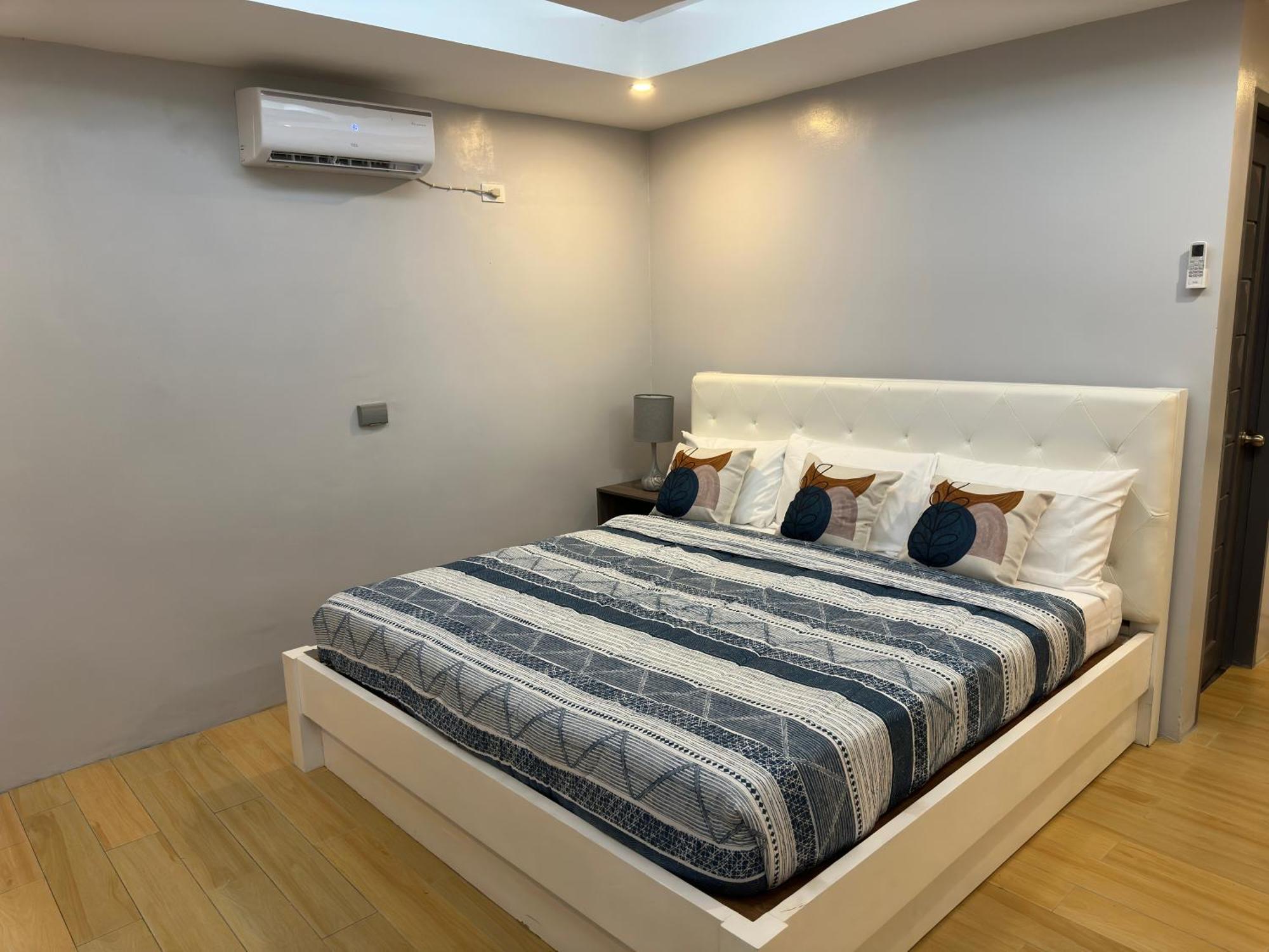 D' Beach Resort Puerto Princesa Екстер'єр фото